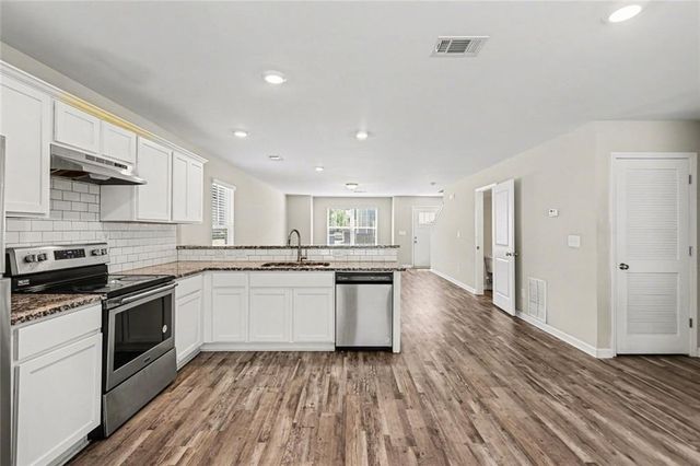 319 Ashigan Street A, Union City, GA 30291