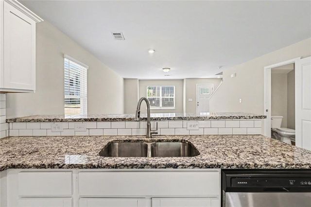 319 Ashigan Street A, Union City, GA 30291