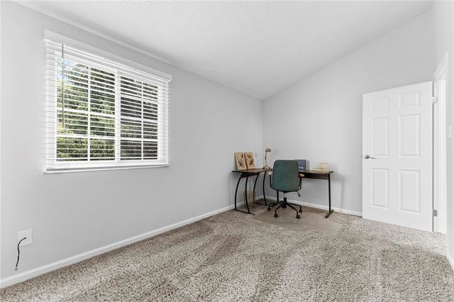 114 Saxonwald Ln, Castle Shannon, PA 15234