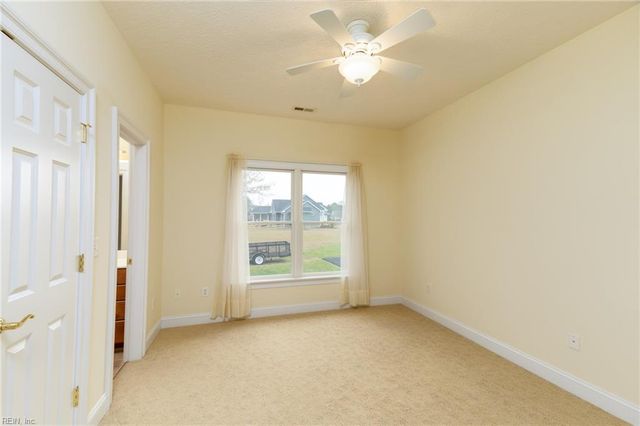 8975 Coles Landing DR, Gloucester, VA 23061