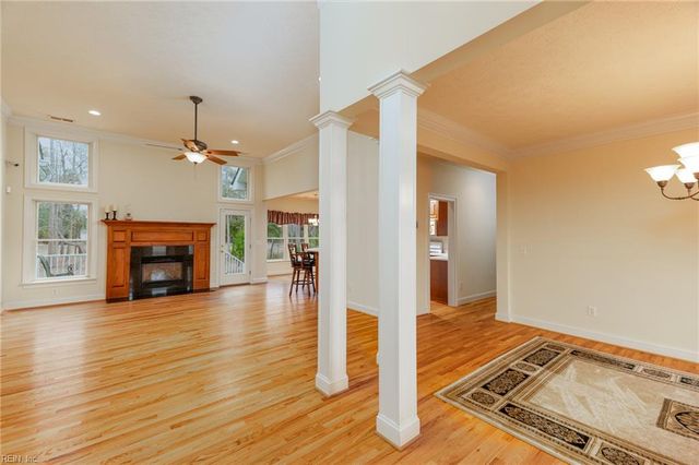 8975 Coles Landing DR, Gloucester, VA 23061