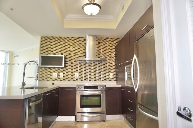 200 Sunny Isles Blvd 2-1801, Sunny Isles Beach, FL 33160