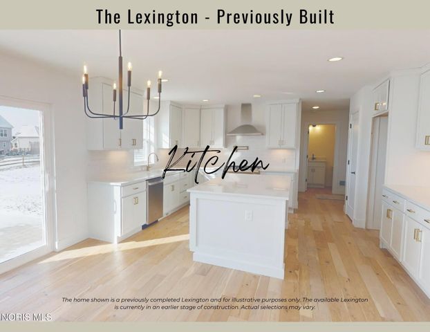 152 Barton Creek Drive, Perrysburg, OH 43551