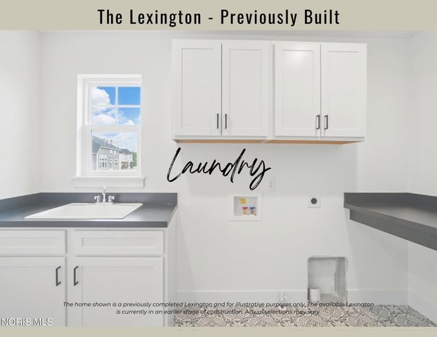 152 Barton Creek Drive, Perrysburg, OH 43551