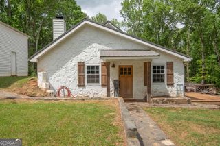 3414 Rock Mills Road, Lagrange, GA 30240