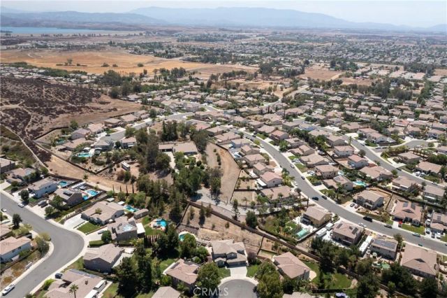 35478 Daffodil Circle, Winchester, CA 92596