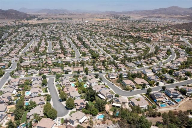 35478 Daffodil Circle, Winchester, CA 92596