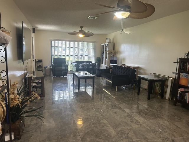 4882 Equestrian Circle A, Boynton Beach, FL 33436