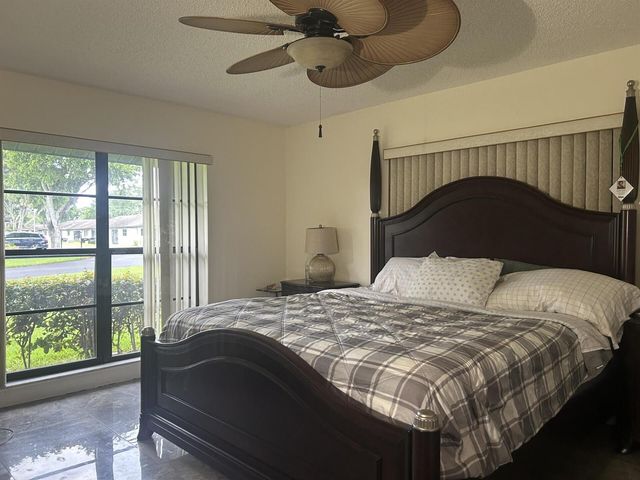 4882 Equestrian Circle A, Boynton Beach, FL 33436