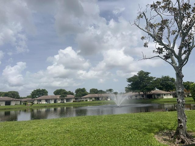 4882 Equestrian Circle A, Boynton Beach, FL 33436
