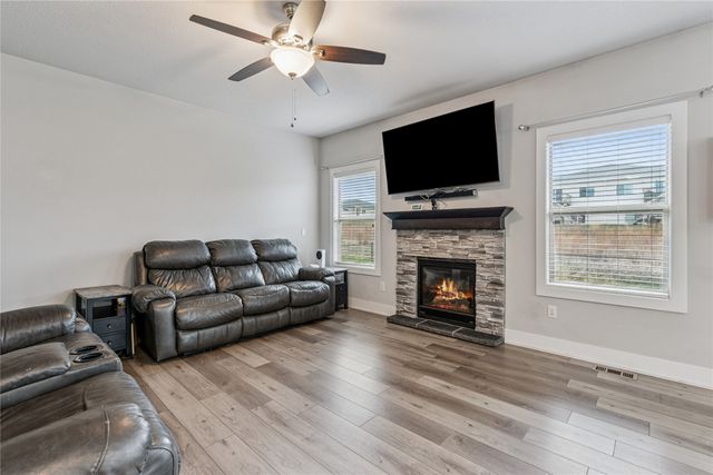 1324 Tuscany Drive SE, Altoona, IA 50009