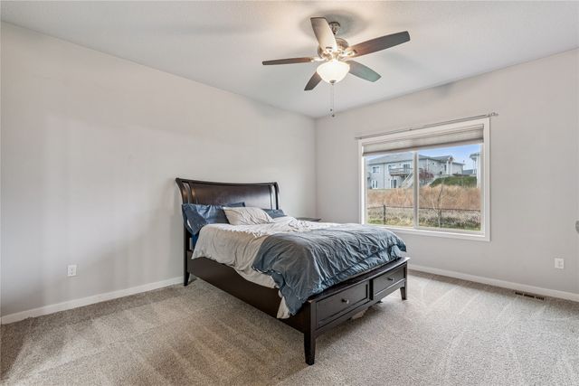 1324 Tuscany Drive SE, Altoona, IA 50009