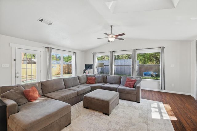 1119 Mockingbird Drive, Grapevine, TX 76051