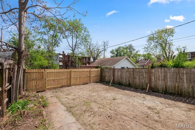 3324 Louisiana Avenue, St Louis, MO 63118