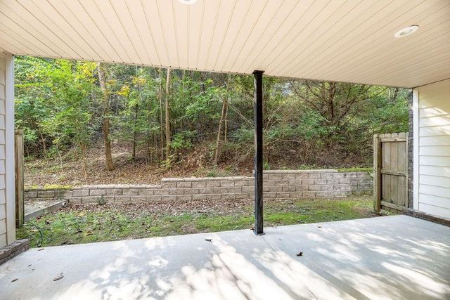 307 E Noble Lane, Fayetteville, AR 72703