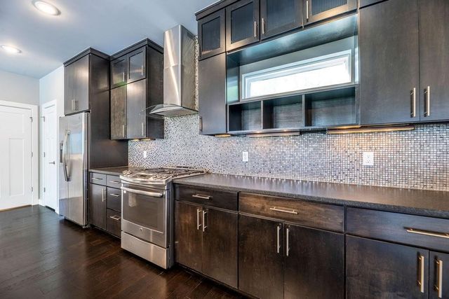 307 E Noble Lane, Fayetteville, AR 72703