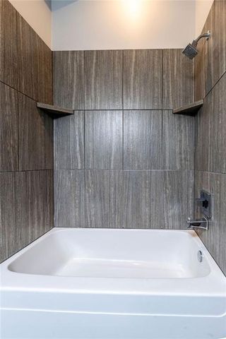 307 E Noble Lane, Fayetteville, AR 72703