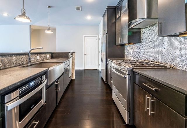 307 E Noble Lane, Fayetteville, AR 72703