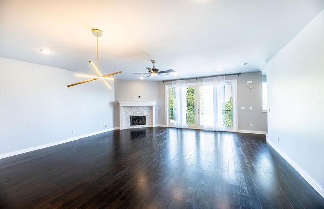 307 E Noble Lane, Fayetteville, AR 72703