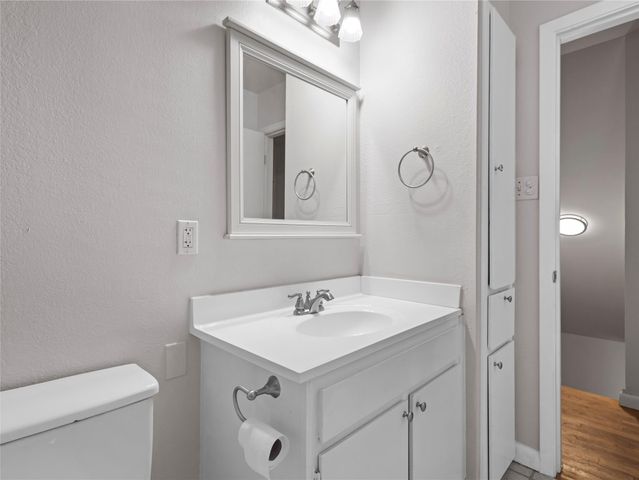 401 W Elizabeth ST A, Austin, TX 78704