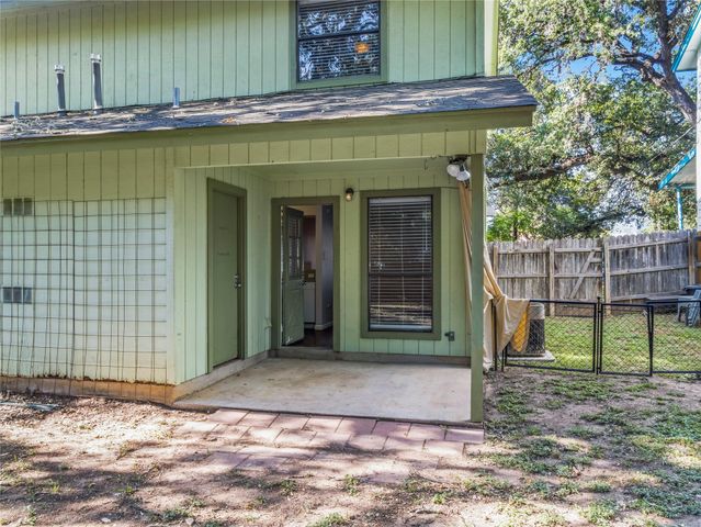 401 W Elizabeth ST A, Austin, TX 78704