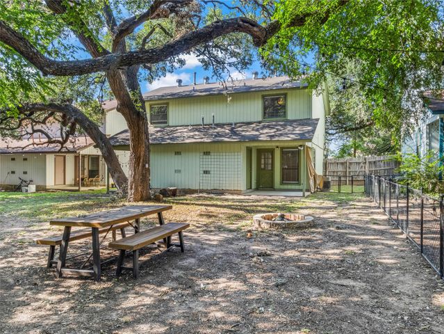 401 W Elizabeth ST A, Austin, TX 78704