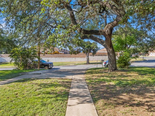 401 W Elizabeth ST A, Austin, TX 78704