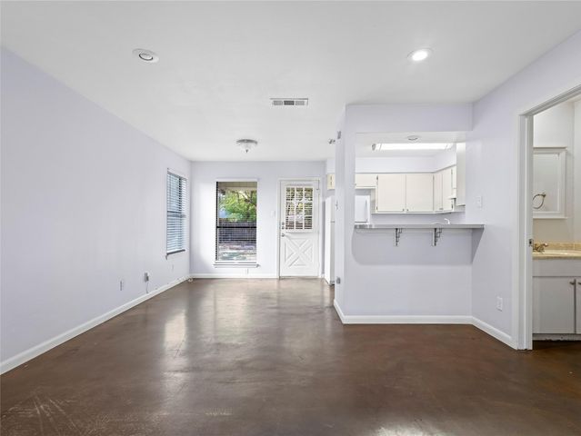 401 W Elizabeth ST A, Austin, TX 78704