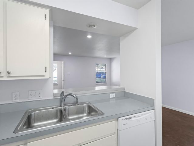401 W Elizabeth ST A, Austin, TX 78704