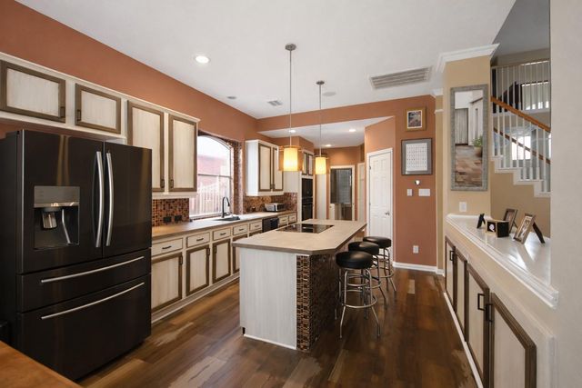 3803 Shadow Royal Drive, Houston, TX 77082