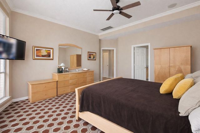 3803 Shadow Royal Drive, Houston, TX 77082