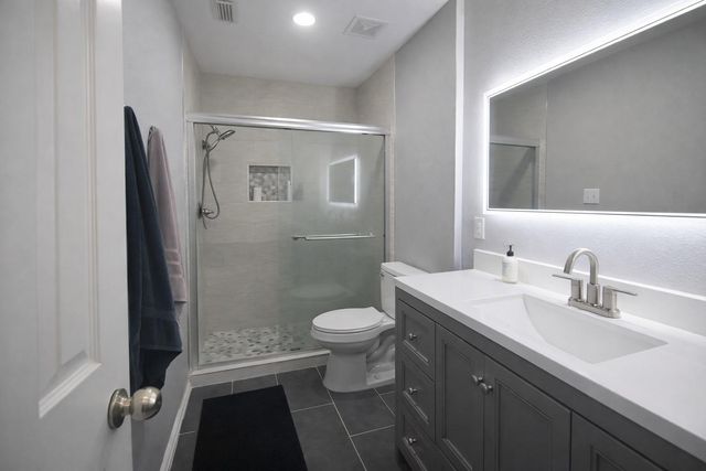 3803 Shadow Royal Drive, Houston, TX 77082