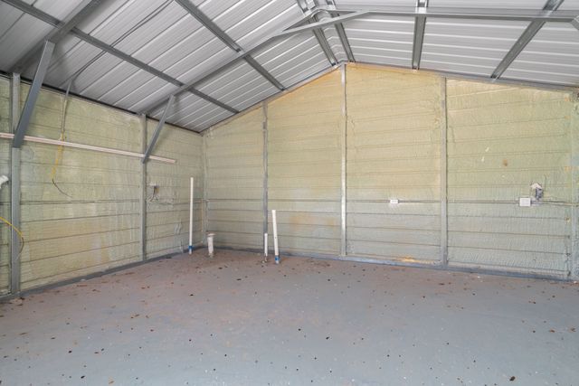 302 W Decatur Street, Chico, TX 76431