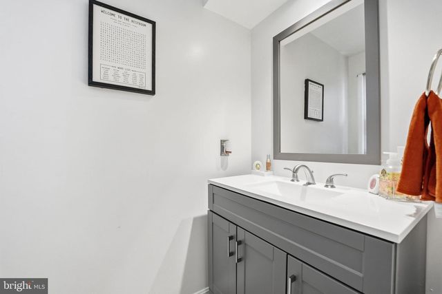 4114 HAMPSTEAD LN, Woodbridge, VA 22192