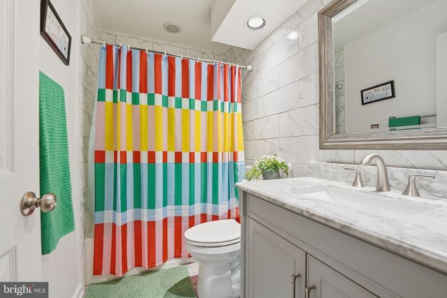 4114 HAMPSTEAD LN, Woodbridge, VA 22192