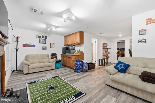 4114 HAMPSTEAD LN, Woodbridge, VA 22192