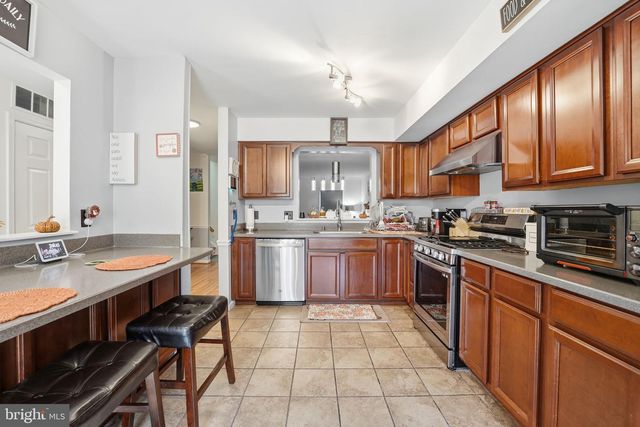 4114 HAMPSTEAD LN, Woodbridge, VA 22192