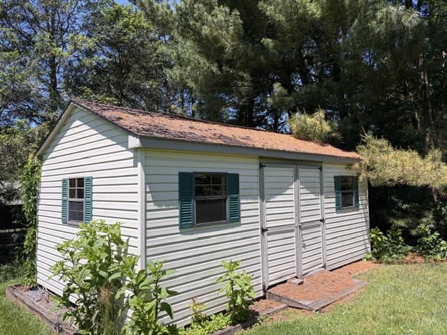 115 COLUMBIA DR, Coatesville, PA 19320