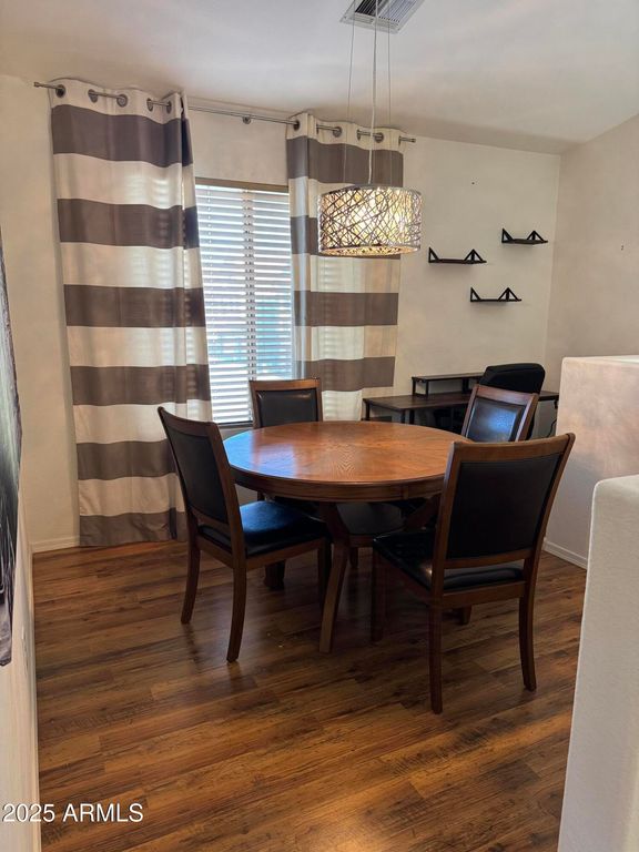 2725 E MINE CREEK Road E 2044, Phoenix, AZ 85024