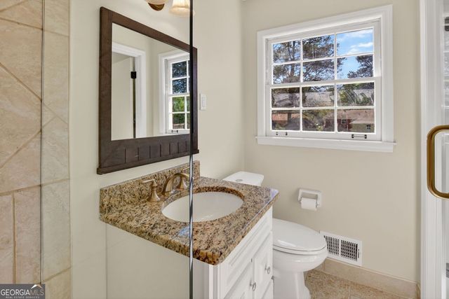 530 Oak Valley Drive, Riverdale, GA 30274