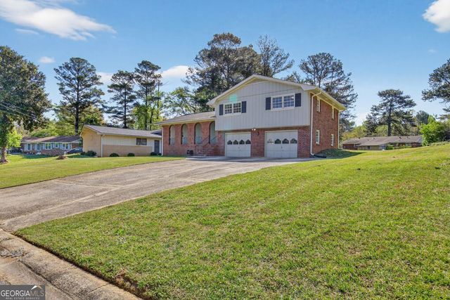 530 Oak Valley Drive, Riverdale, GA 30274