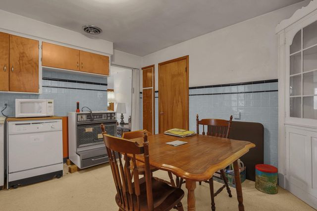 1956 Bluff Avenue, Columbus, OH 43212