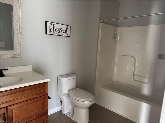 1201 Country RD, Chesapeake, VA 23324