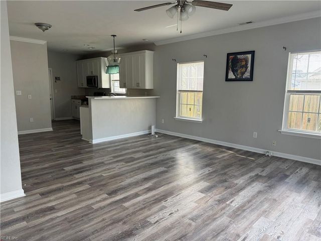 1201 Country RD, Chesapeake, VA 23324