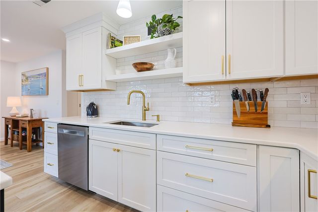 87 Nipmuc Trail B, North Providence, RI 02904