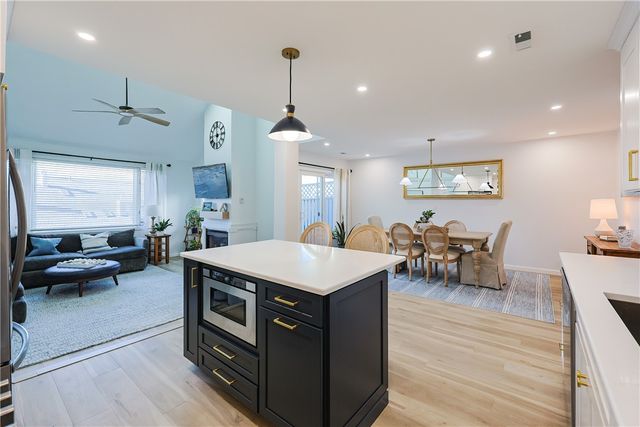 87 Nipmuc Trail B, North Providence, RI 02904