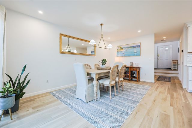 87 Nipmuc Trail B, North Providence, RI 02904