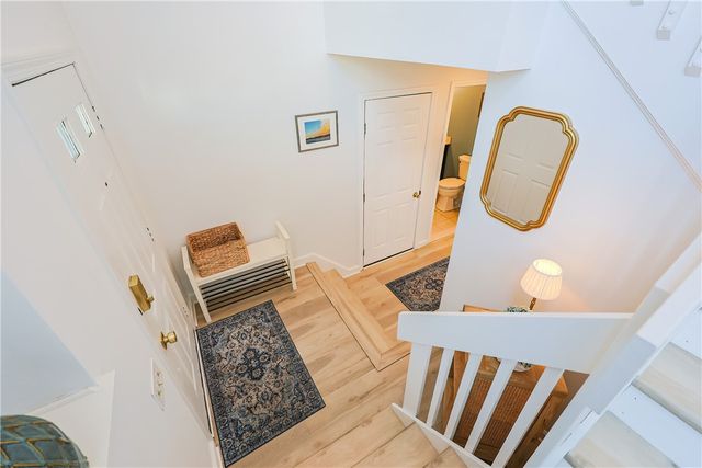 87 Nipmuc Trail B, North Providence, RI 02904