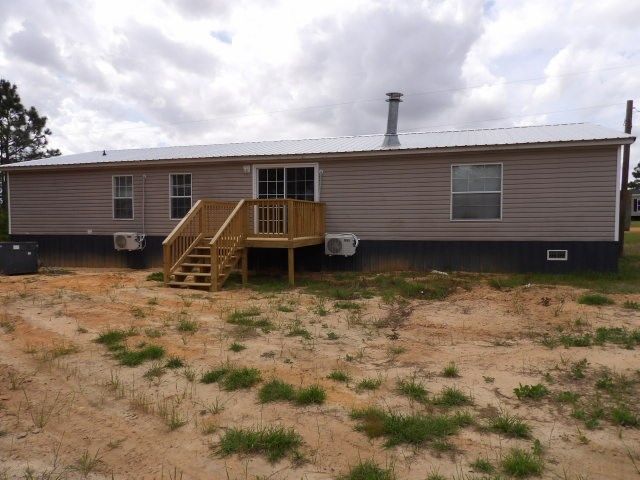 236 Bartlett Loop, Headland, AL 36345