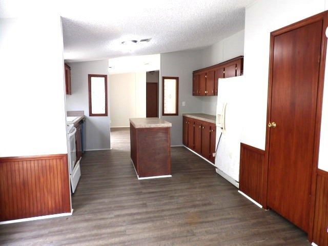 236 Bartlett Loop, Headland, AL 36345